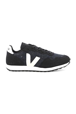stylish-sneakers