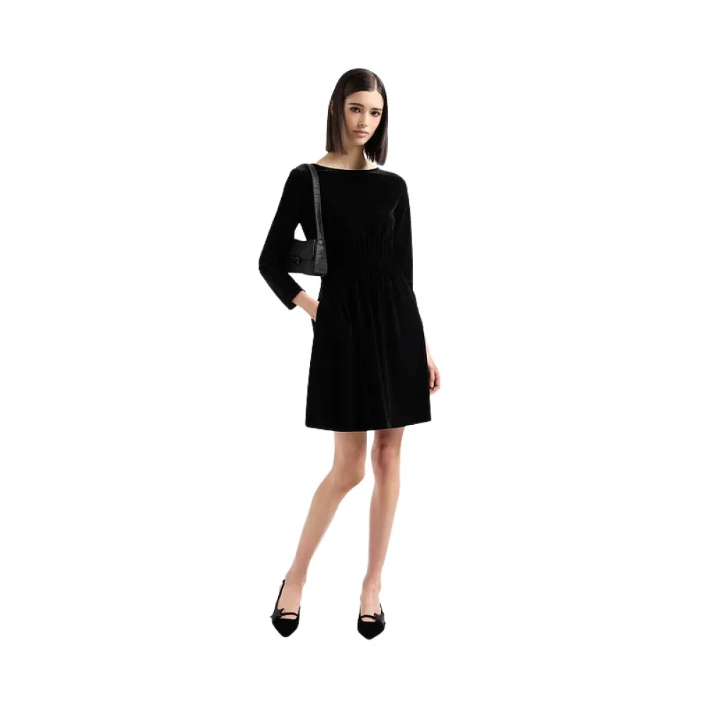 Emporio Armani Wijdvallende chenille jurk met ribbels Black Dames