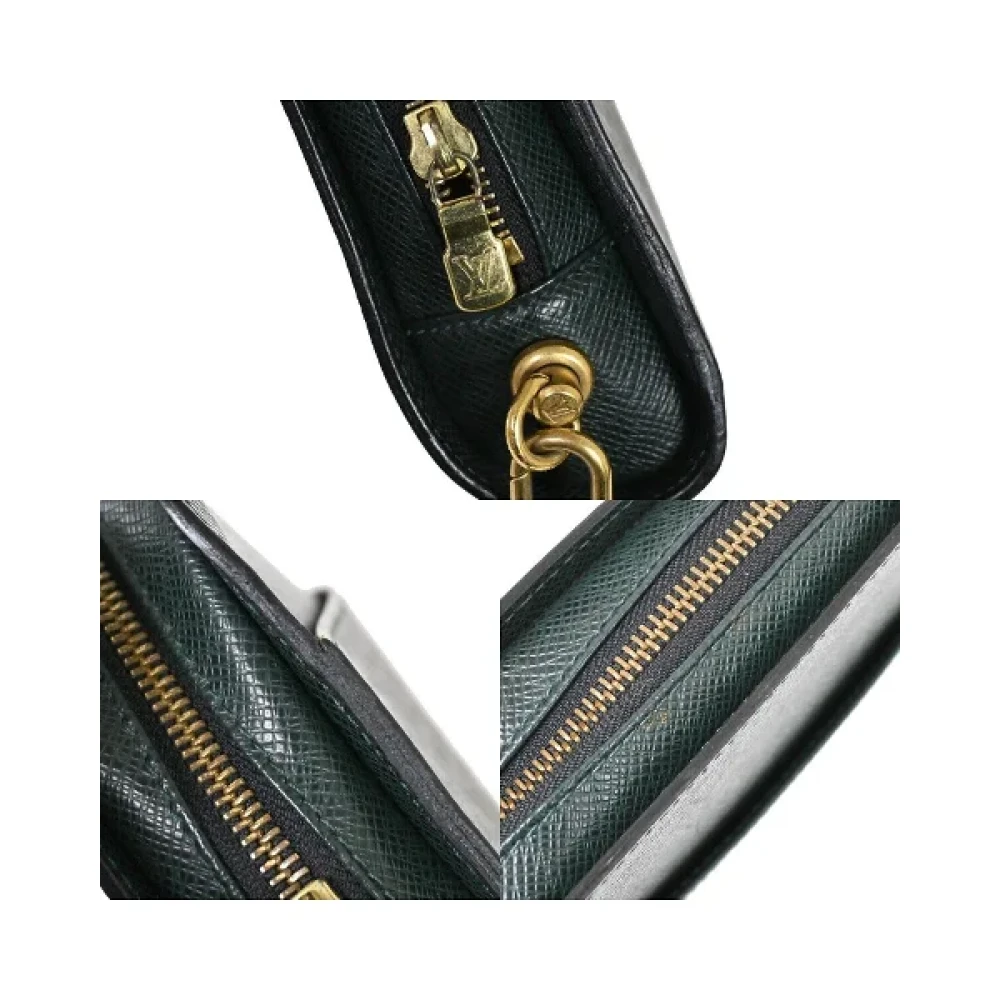 Louis Vuitton Vintage Pre-owned Leather louis-vuitton-bags Green Unisex