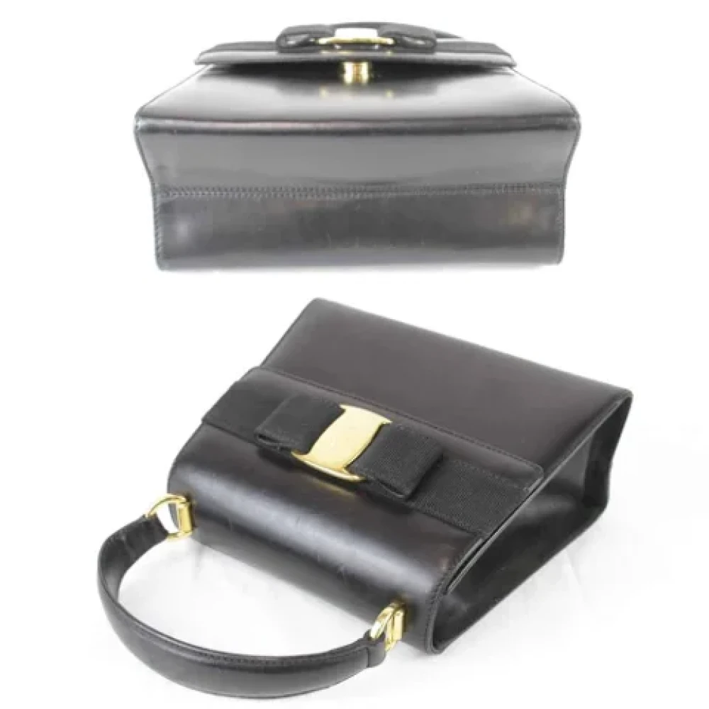 Salvatore Ferragamo Pre-owned Leather handbags Black Dames