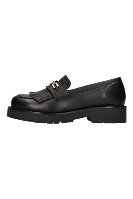 Chain Oval T Moccasin