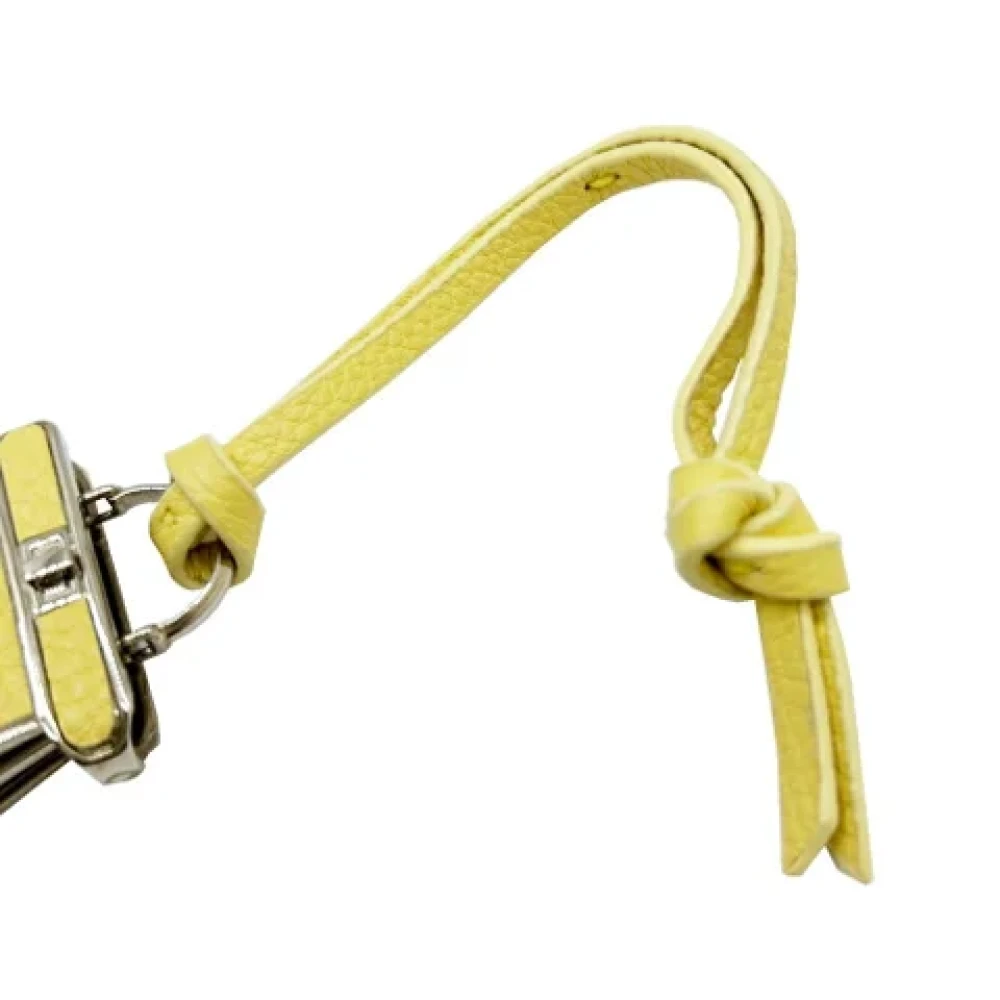 Fendi Vintage Pre-owned Leather key-holders Yellow Dames