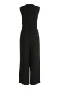 elegante-mouwloze-jumpsuit-met-getailleerde-snit