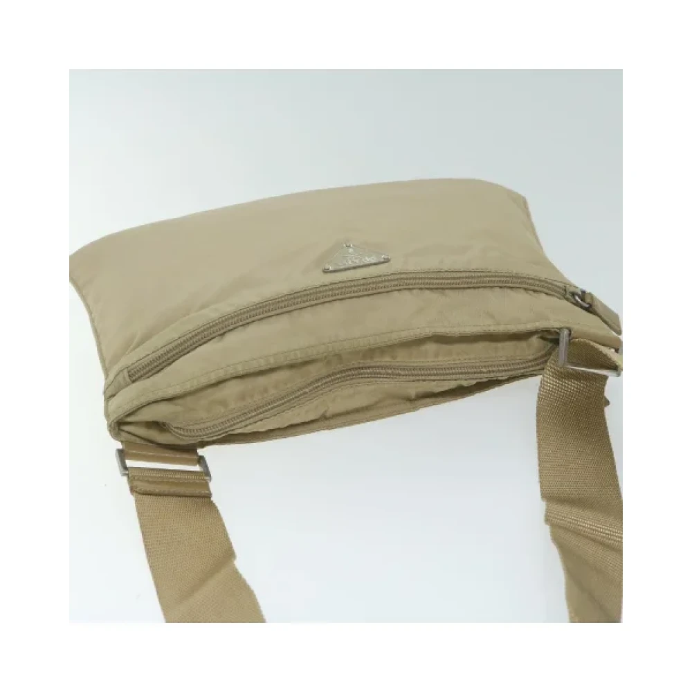 Prada Vintage Pre-owned Nylon shoulder-bags Beige Dames