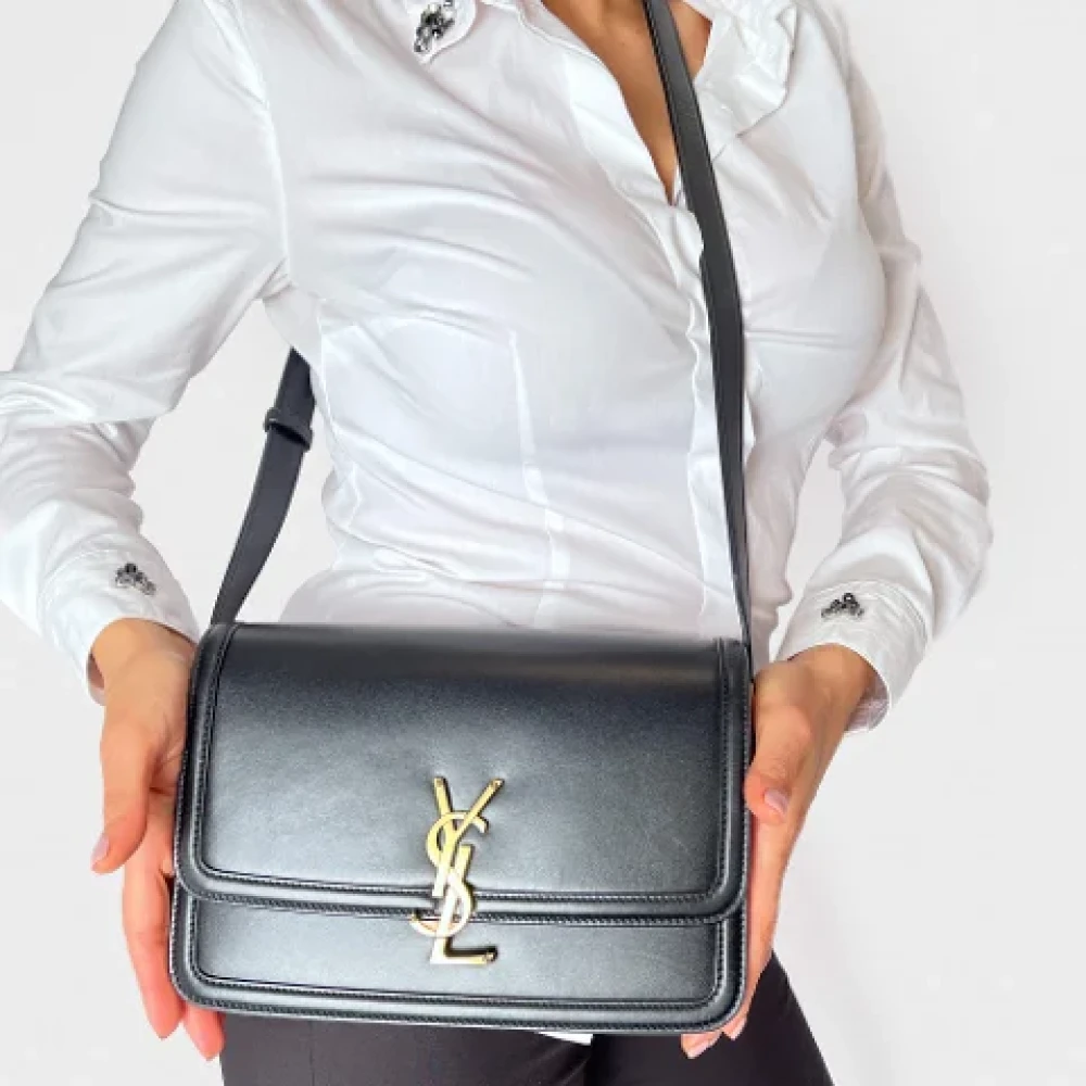 Yves Saint Laurent Vintage Pre-owned Leather handbags Black Dames