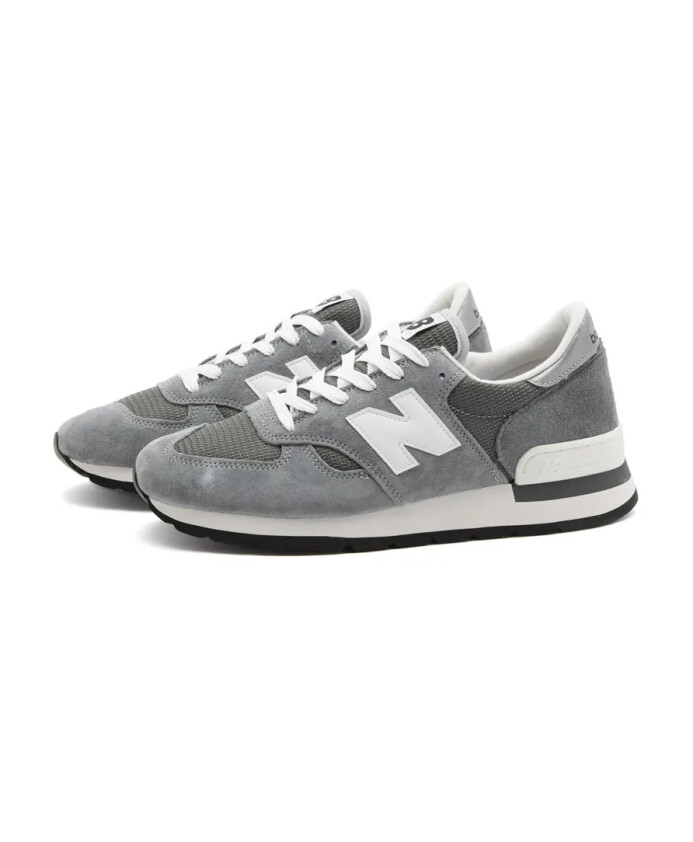 chaussure-de-running-premium-m990gr1