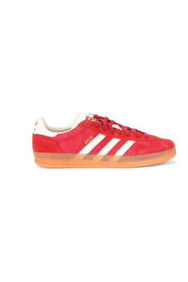 red-flat-shoes-gazelle-indoor-pro