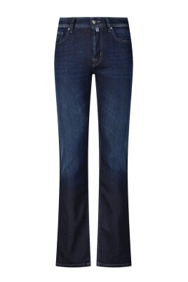 jean-slim-fit-en-denim-moderne