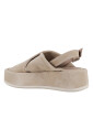 sandale-en-daim-a-design-croise