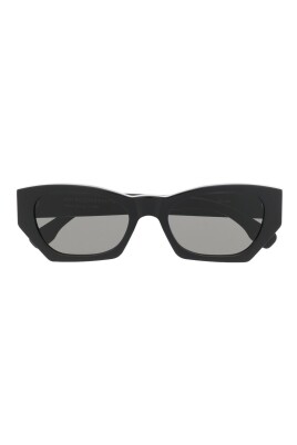black-rectangle-sunglasses-tinted-lenses