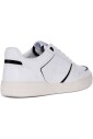 versatile-sneakers-in-white-black