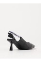 escarpins-elegants-a-talon-aiguille