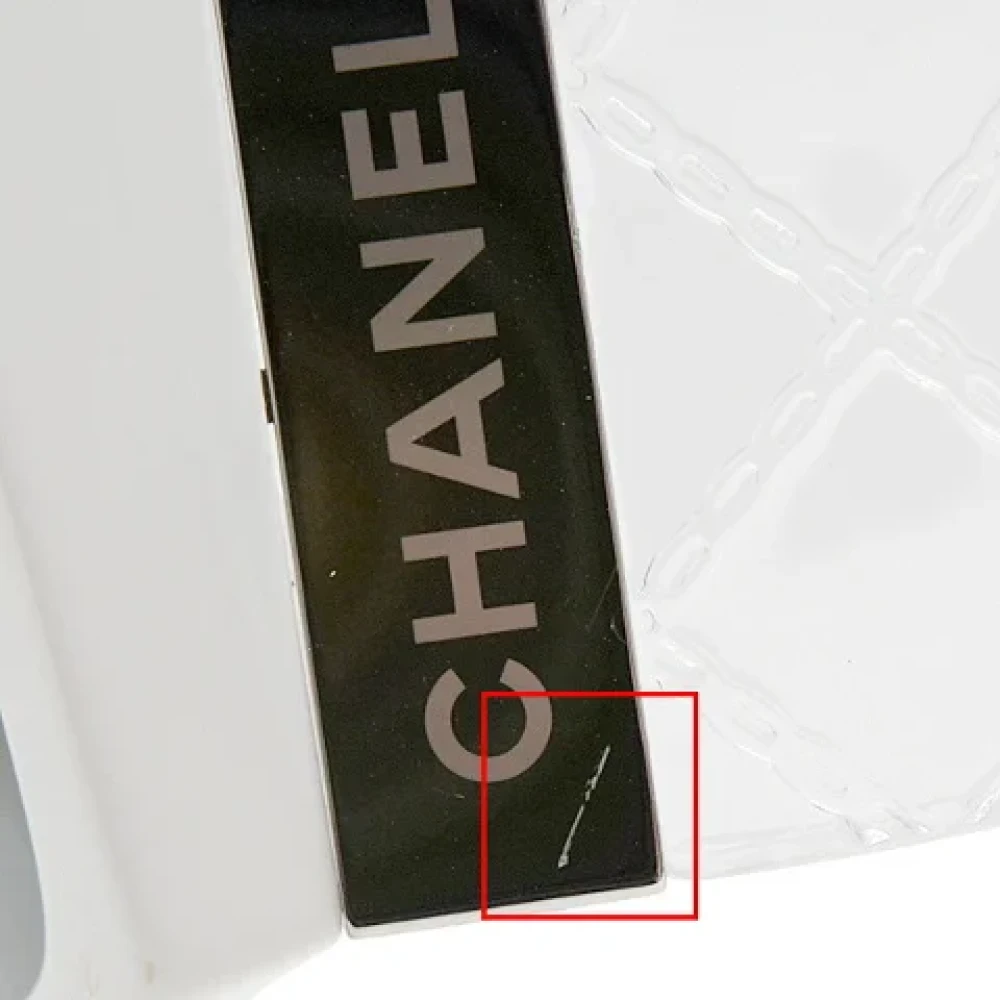 Chanel Vintage Pre-owned Plastic sunglasses White Dames