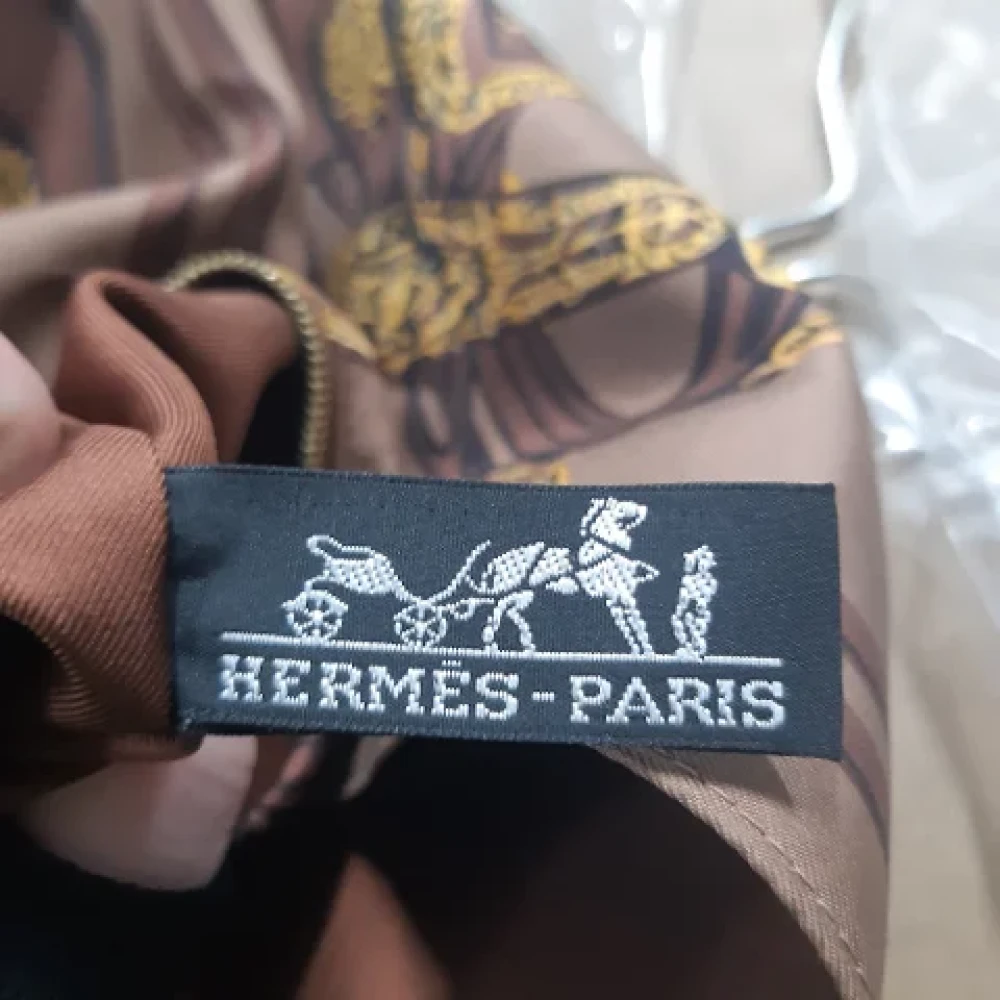 Hermès Vintage Pre-owned Silk shoulder-bags Brown Dames
