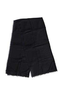 luxurious-fringed-neck-warmer-scarf