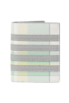 green-leather-wallet