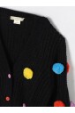 cardigan-en-tricot-pompon