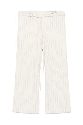beige-belted-pants-with-pockets