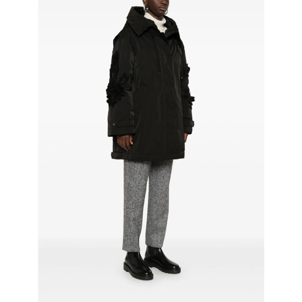 Ermanno Scervino Zwarte Gewatteerde Jas met 3D Bloemenapplicatie Black Dames