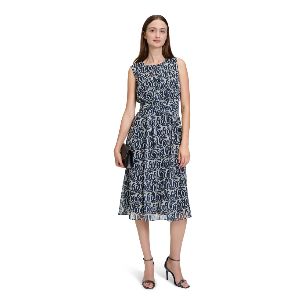 Betty & Co Mouwloze chiffon jurk Blue Dames