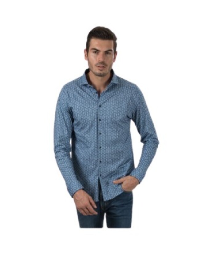 overhemd-met-geometrisch-patroon