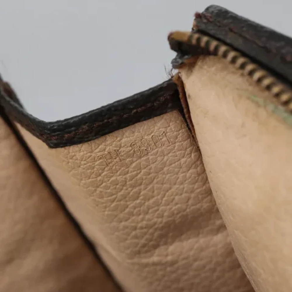 Louis Vuitton Vintage Pre-owned Canvas pouches Brown Dames