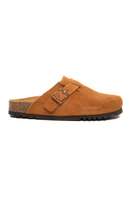 brown-leather-sandals-with-adjustable-buckle