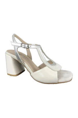 Sandal Skor E57