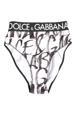 Graphic Logo High Brief