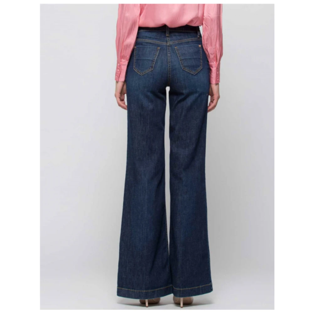 Kocca Uitlopende high-waisted jeans met knoopdetail Blue Dames