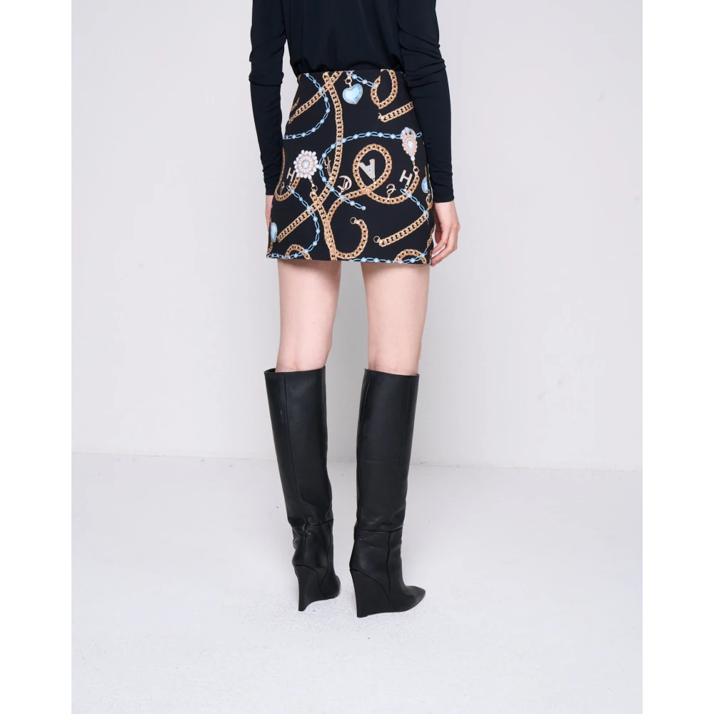Silvian Heach Juweel Patroon Wikkel Mini Rok Black Dames