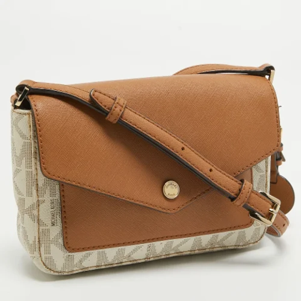 Michael Kors Pre-owned Coated canvas shoulder-bags Beige Dames