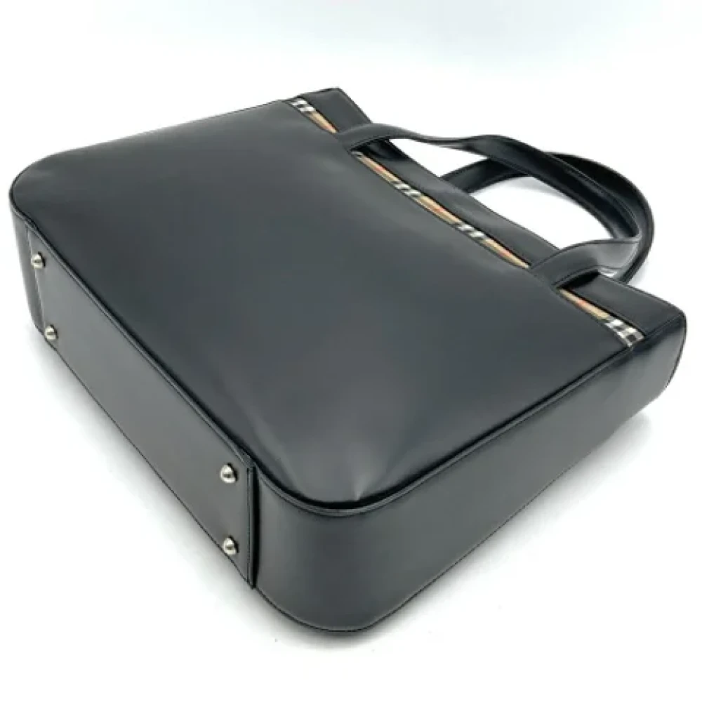 Burberry Vintage Pre-owned Leather shoulder-bags Black Dames