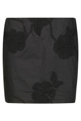 chic-mini-skirt-for-women