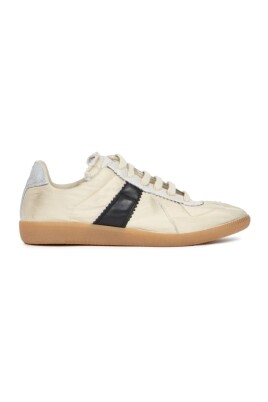 black-replica-sneakers-with-striped-detail