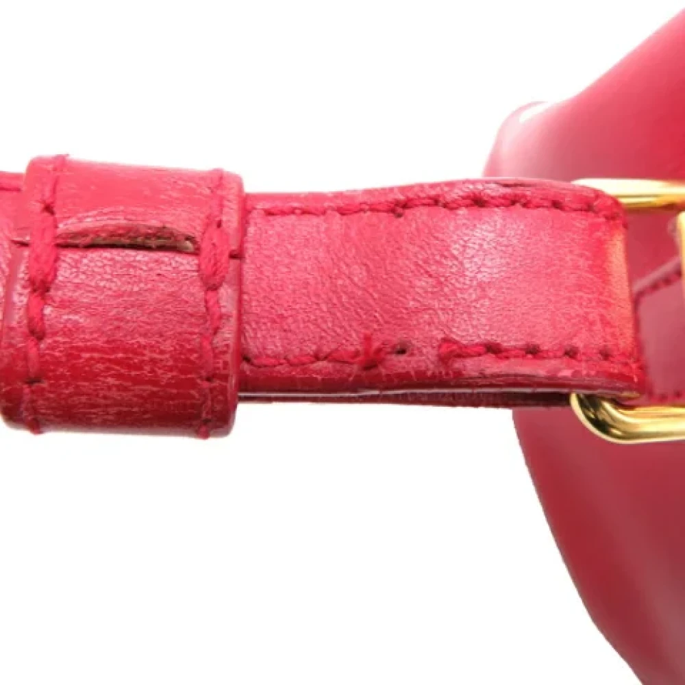 Saint Laurent Vintage Pre-owned Leather handbags Red Dames