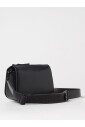 stijlvolle-crossbody-tas-met-ritssluiting