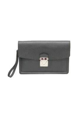 pre-owned-leather-louis-vuitton-bags