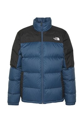 stylish-jacket-for-outdoor-adventures