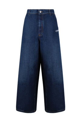 bla-logo-broderad-denim-jeans