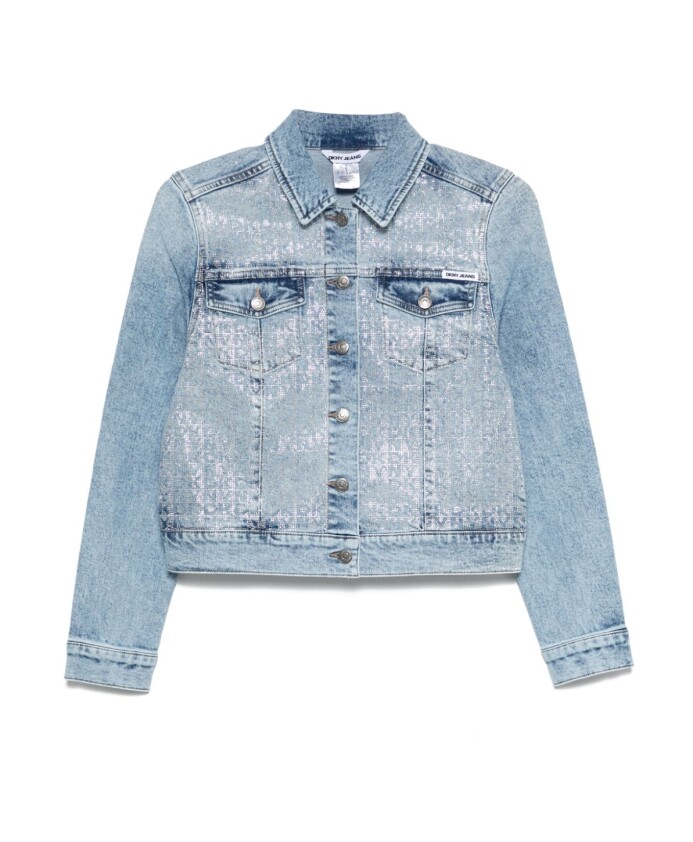 veste-en-jean-bleue-style-decontracte