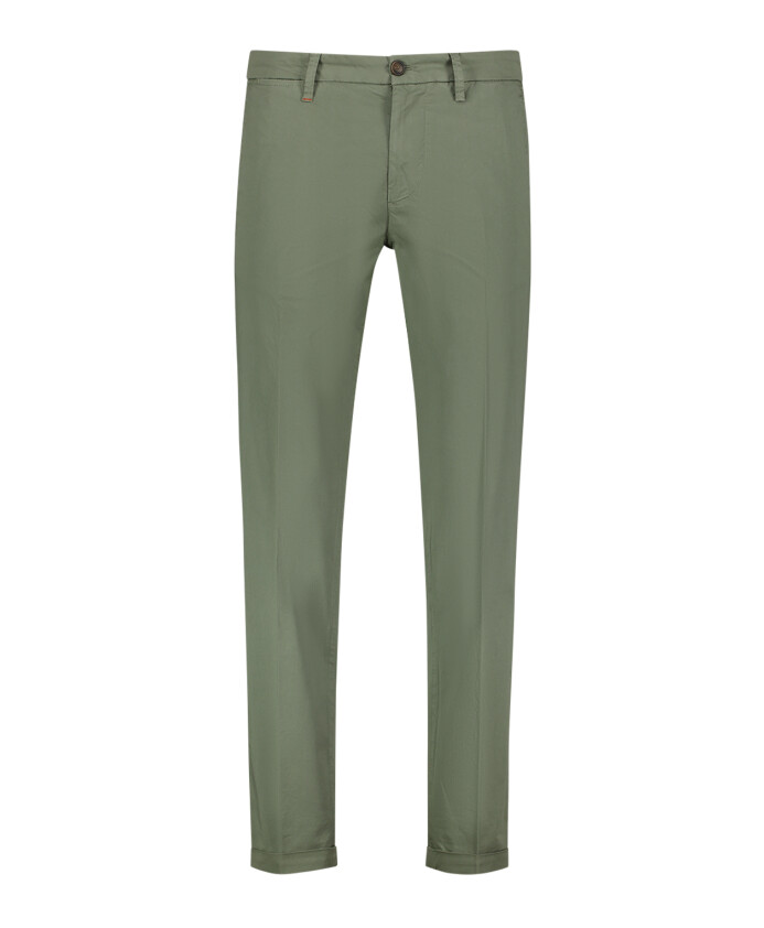stylish-mens-chinos-with-turn-up