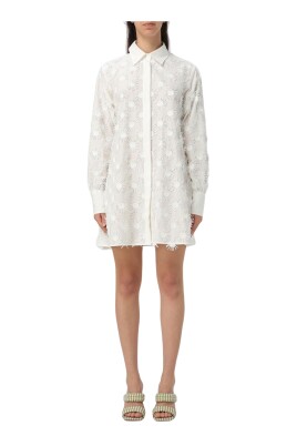 robe-chemise-blanche-brodee