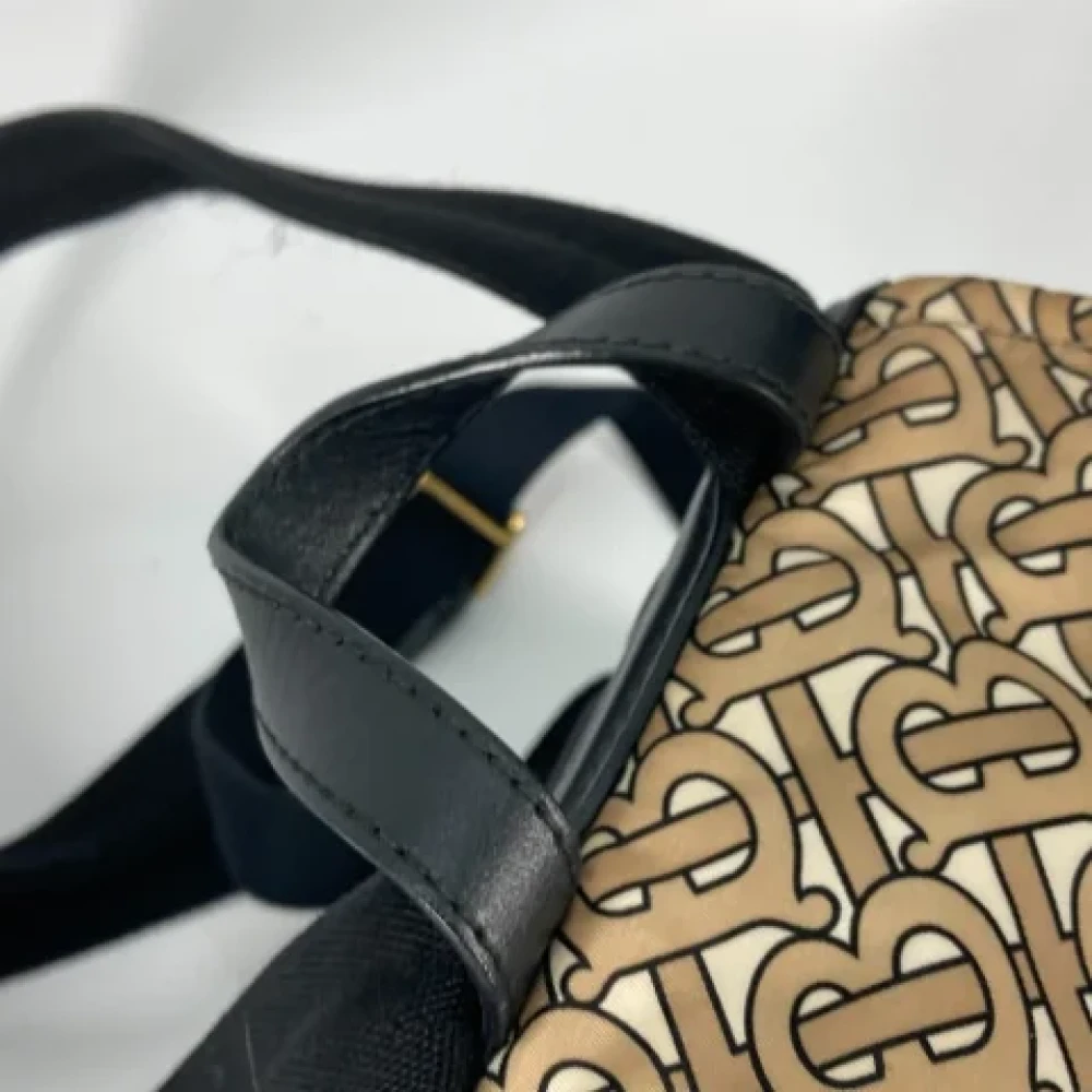 Burberry Vintage Pre-owned Fabric shoulder-bags Beige Dames
