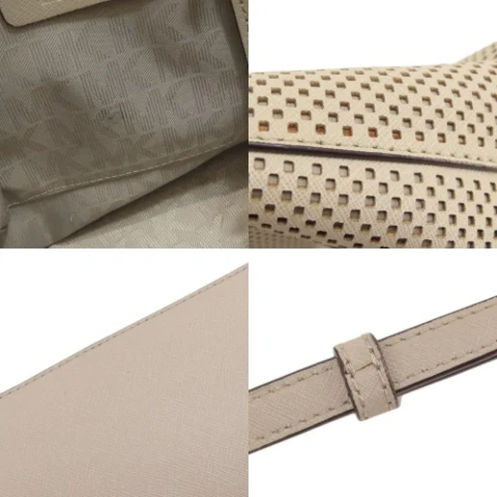 Michael Kors Pre-owned Leather totes Gray Dames