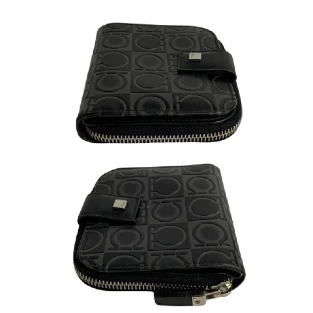Salvatore Ferragamo Pre-owned Leather wallets Black Dames