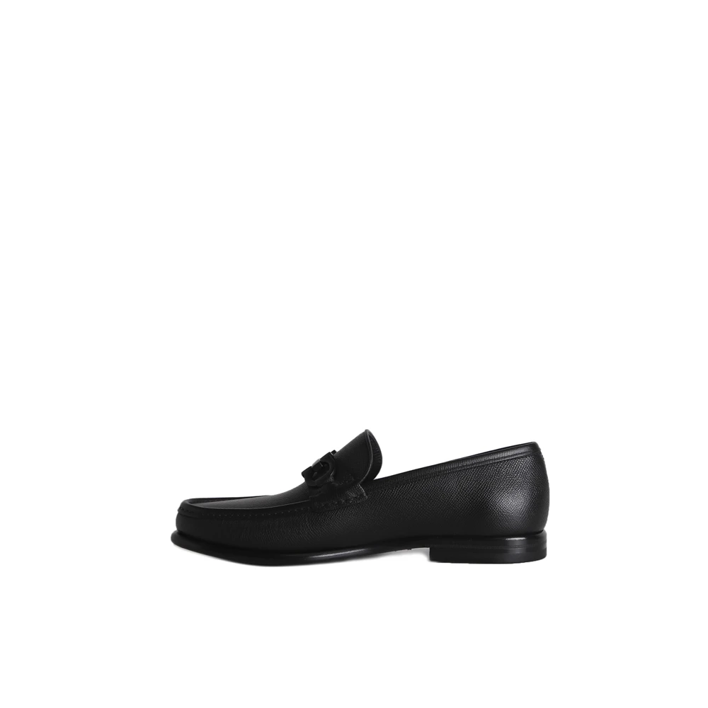 Salvatore Ferragamo Klassieke Loafer Stijl Zwarte Platte Schoenen Black Heren