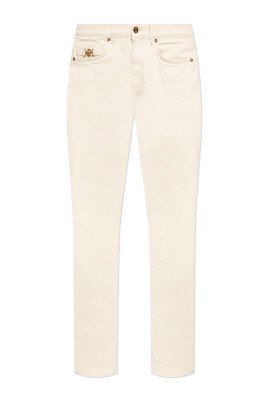 tapered-leg-jeans