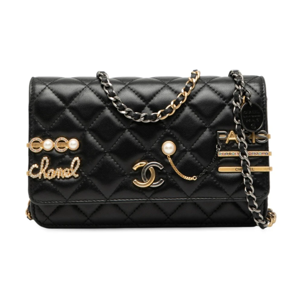 Chanel Vintage Women's Black Pre-Owned Vintage Quilted Leather Wallet On Chain With Embellishments