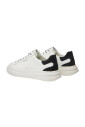 baskets-blanches-decontractees